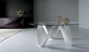 table-basse-verre-moderne-pieds-blancs